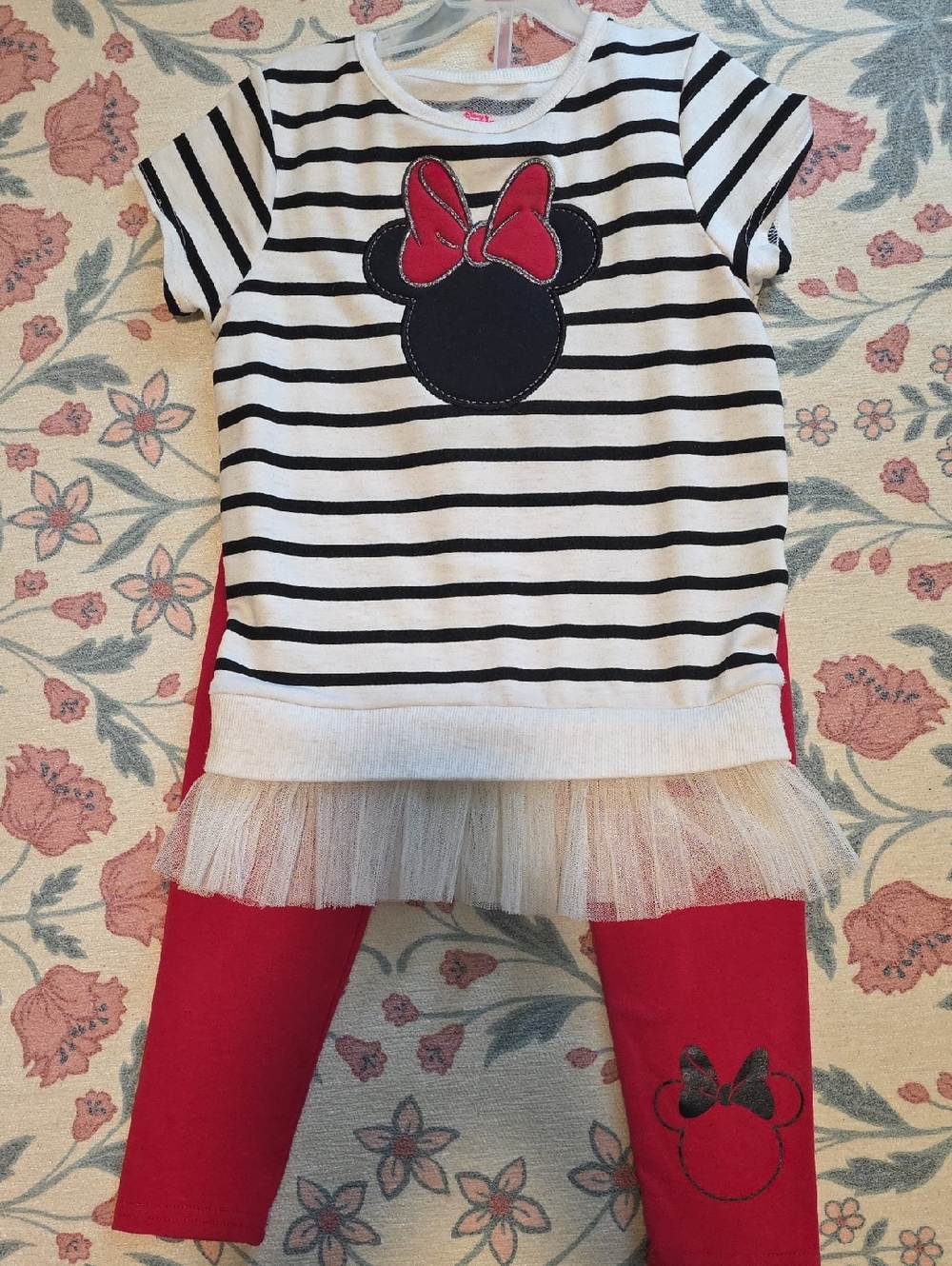 Minni Mouse 2 Piece Outfit
